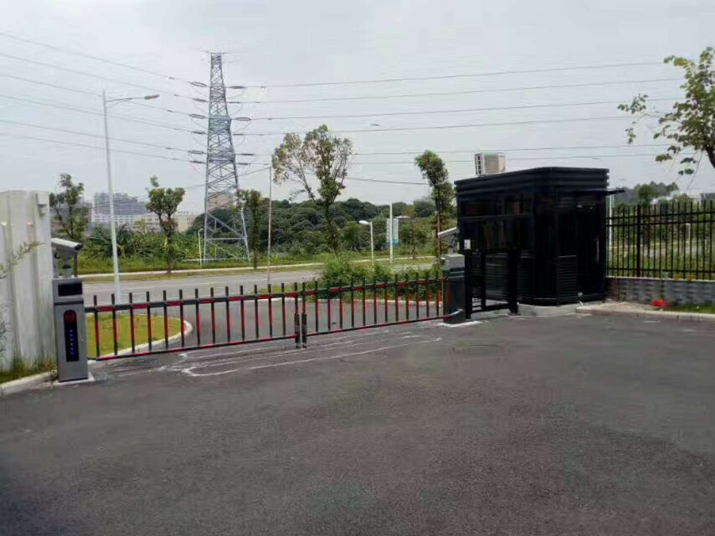 北京大學東莞光電研究院電動門案例